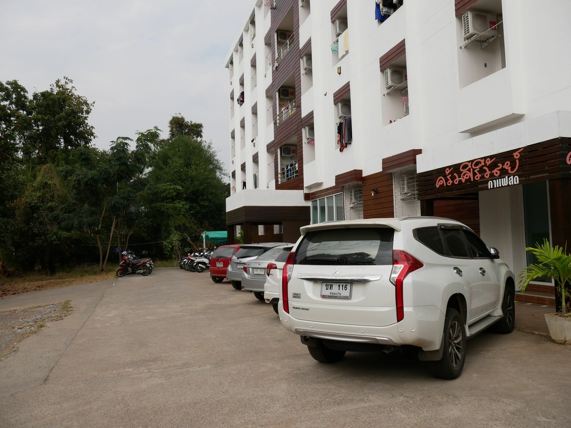 Siriwan Grand Garden Apartment Khon Kaen Exteriér fotografie